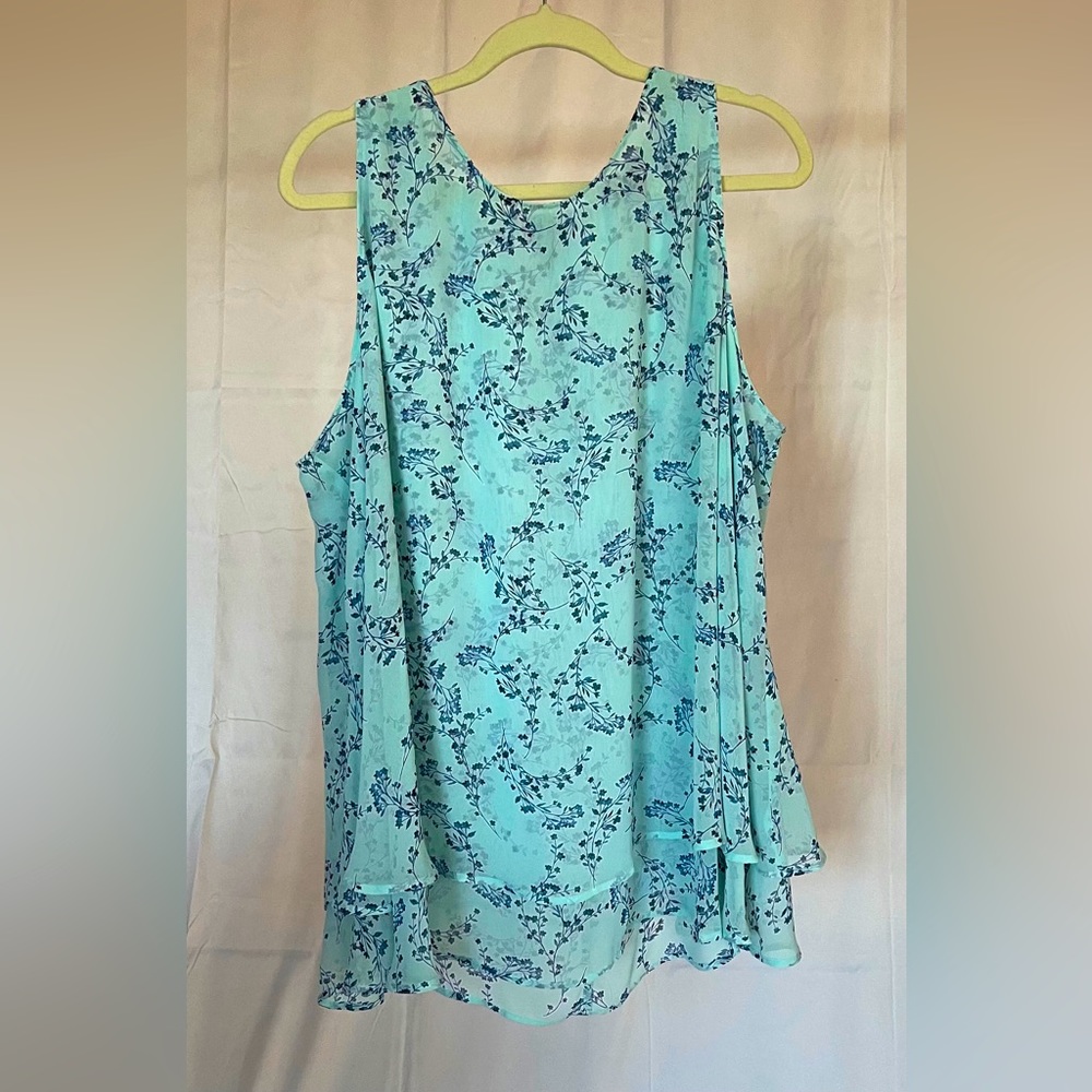 Lane Bryant Blue Sleevless Floral Top